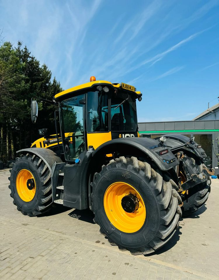 Трактор JCB Fastrac 4220: фото 12
