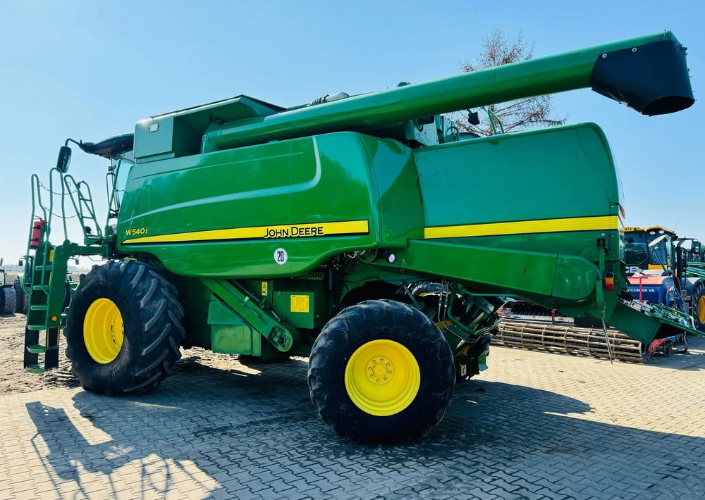 John Deere W540i - Зерноуборочный комбайн: фото 5 John Deere W540i - Зерноуборочный комбайн: фото 5