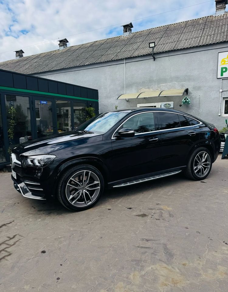 Mercedes-Benz GLE - Внедорожник: фото 1 Mercedes-Benz GLE - Внедорожник: фото 1