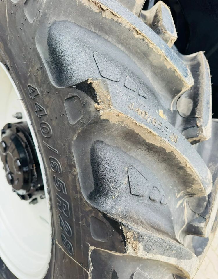 Трактор New Holland T6.180: фото 16 Трактор New Holland T6.180: фото 16