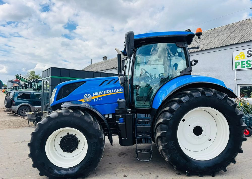 New Holland T7.190 - Трактор: фото 4 New Holland T7.190 - Трактор: фото 4