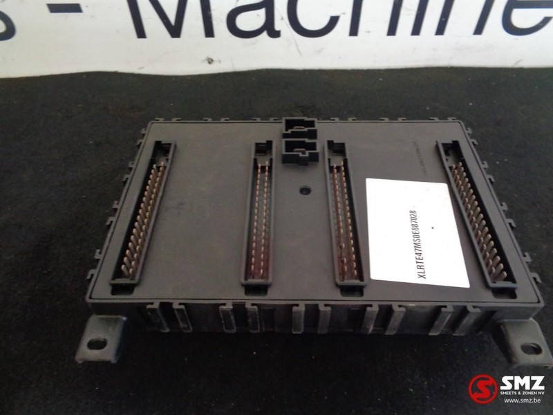 DAF Occ Zekeringskast daf 1795419 - Предохранитель для Грузовиков: фото 3 DAF Occ Zekeringskast daf 1795419 - Предохранитель для Грузовиков: фото 3