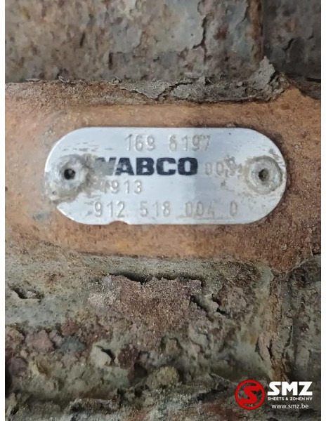 DAF Occ luchtcompressor DAF - Двигатель и запчасти для Грузовиков: фото 5 DAF Occ luchtcompressor DAF - Двигатель и запчасти для Грузовиков: фото 5