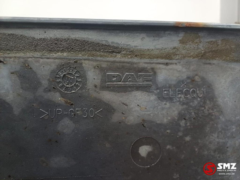 DAF Occ opstapbak rechts DAF - Кабина и интерьер для Грузовиков: фото 3 DAF Occ opstapbak rechts DAF - Кабина и интерьер для Грузовиков: фото 3