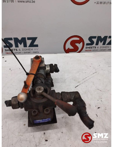 Diversen Occ hydraulisch driewegventiel OMFB - Гидравлика для Грузовиков: фото 2 Diversen Occ hydraulisch driewegventiel OMFB - Гидравлика для Грузовиков: фото 2