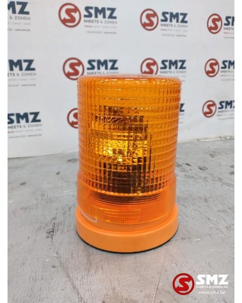 Diversen Occ zwaailamp Hella KL700 24V 70W - Свет/ Освещение для Грузовиков: фото 1 Diversen Occ zwaailamp Hella KL700 24V 70W - Свет/ Освещение для Грузовиков: фото 1