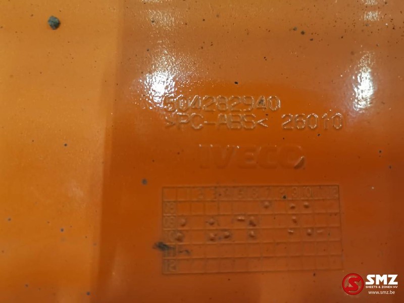 Iveco Occ zijspoiler links Iveco Stralis - Аэродинамика/ Спойлеры для Грузовиков: фото 2 Iveco Occ zijspoiler links Iveco Stralis - Аэродинамика/ Спойлеры для Грузовиков: фото 2