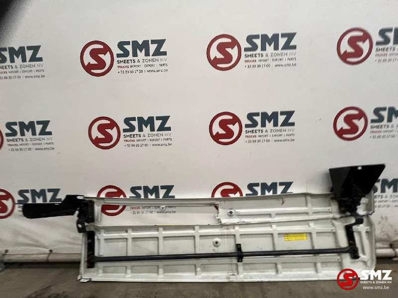 Iveco Occ zijspoiler links stralis - Аэродинамика/ Спойлеры для Грузовиков: фото 3 Iveco Occ zijspoiler links stralis - Аэродинамика/ Спойлеры для Грузовиков: фото 3