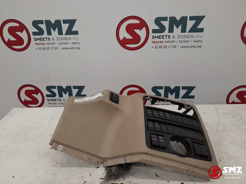 MAN Occ instrumentenpaneel+schakelaars MAN - Кабина и интерьер для Грузовиков: фото 2 MAN Occ instrumentenpaneel+schakelaars MAN - Кабина и интерьер для Грузовиков: фото 2