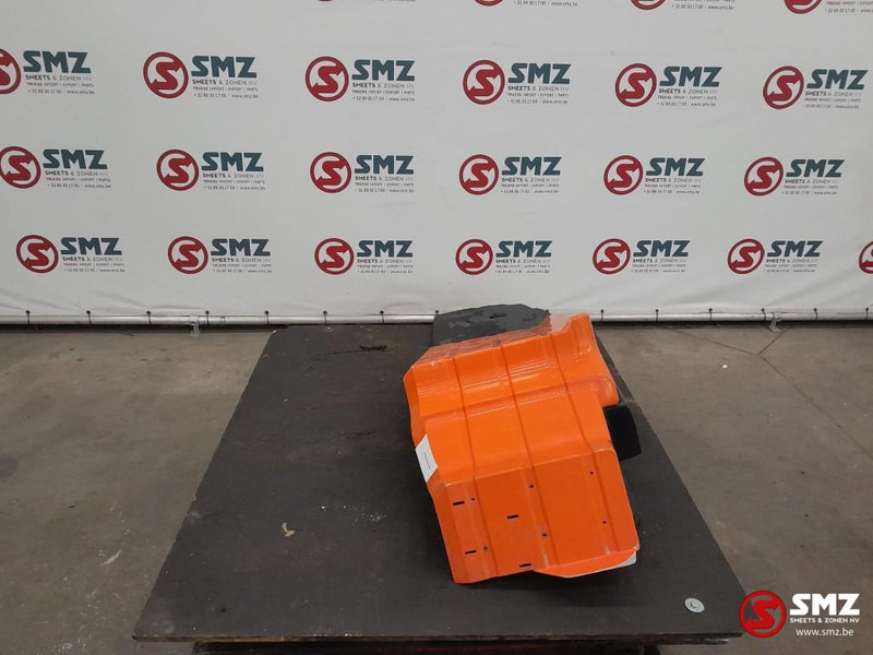 MAN Occ spatbord linksachter MAN - Кузов и экстерьер для Грузовиков: фото 2 MAN Occ spatbord linksachter MAN - Кузов и экстерьер для Грузовиков: фото 2