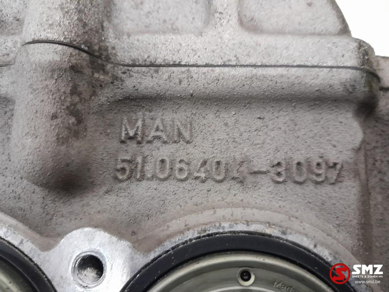 MAN Occ thermostaathuis D2676 MAN - Двигатель и запчасти для Грузовиков: фото 5 MAN Occ thermostaathuis D2676 MAN - Двигатель и запчасти для Грузовиков: фото 5
