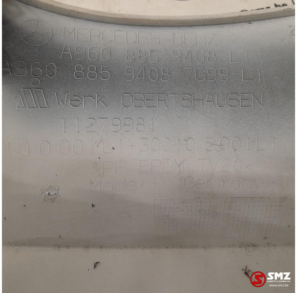 Mercedes-Benz Occ koplampkap links Mercedes - Передняя фара для Грузовиков: фото 3 Mercedes-Benz Occ koplampkap links Mercedes - Передняя фара для Грузовиков: фото 3