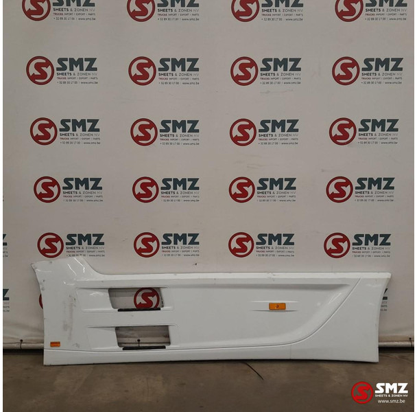 Mercedes-Benz Occ side skirt links Mercedes - Рама/ Шасси для Грузовиков: фото 1 Mercedes-Benz Occ side skirt links Mercedes - Рама/ Шасси для Грузовиков: фото 1