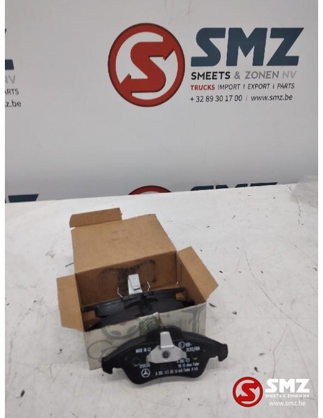 Mercedes-Benz Set remblokken mercedes sprinter w909 a0084204220 - Тормозные колодки для Грузовиков: фото 1 Mercedes-Benz Set remblokken mercedes sprinter w909 a0084204220 - Тормозные колодки для Грузовиков: фото 1