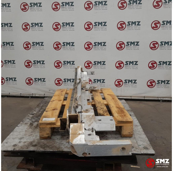 Renault Occ onderrijdbeveiliging Renault - Бампер для Грузовиков: фото 4 Renault Occ onderrijdbeveiliging Renault - Бампер для Грузовиков: фото 4