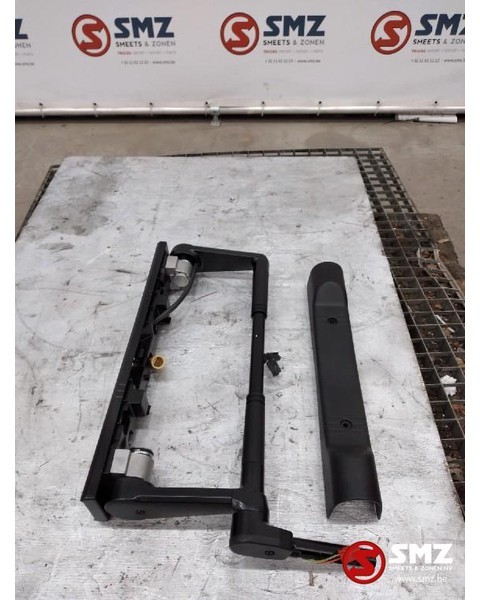 Renault Spiegelarm kit rechts Renault Magnum - Зеркало заднего вида для Грузовиков: фото 2 Renault Spiegelarm kit rechts Renault Magnum - Зеркало заднего вида для Грузовиков: фото 2