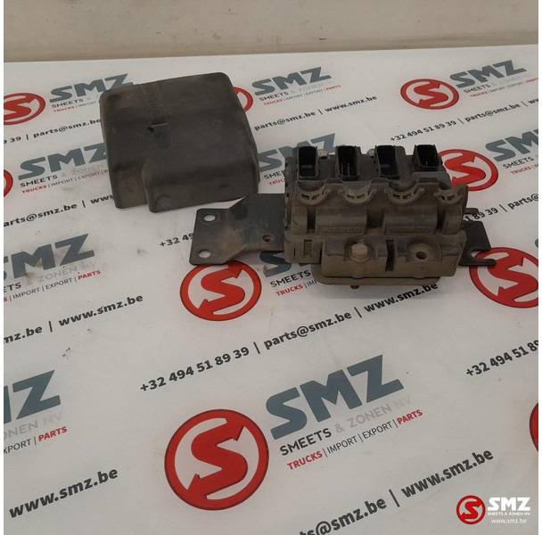 Scania Occ ECU ELC4 regeleenheid Scania - Блок управления для Грузовиков: фото 2 Scania Occ ECU ELC4 regeleenheid Scania - Блок управления для Грузовиков: фото 2