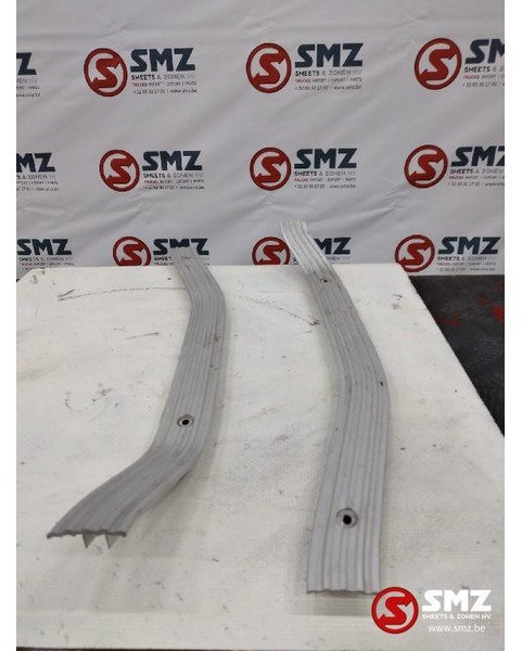 Scania Occ instaplijst L/R Scania R480 - Кабина и интерьер для Грузовиков: фото 1 Scania Occ instaplijst L/R Scania R480 - Кабина и интерьер для Грузовиков: фото 1