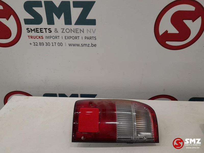 Toyota Lamp assy achter rechts lexus , Toyota - Задний фонарь для Грузовиков: фото 1 Toyota Lamp assy achter rechts lexus , Toyota - Задний фонарь для Грузовиков: фото 1