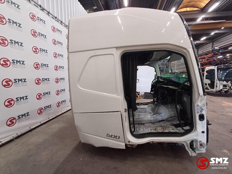 Volvo Occ Cabine Volvo FH4 met schade - Кабина и интерьер для Грузовиков: фото 5 Volvo Occ Cabine Volvo FH4 met schade - Кабина и интерьер для Грузовиков: фото 5