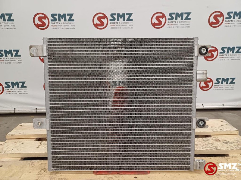 Volvo Occ condenser Volvo - Система охлаждения для Грузовиков: фото 2 Volvo Occ condenser Volvo - Система охлаждения для Грузовиков: фото 2