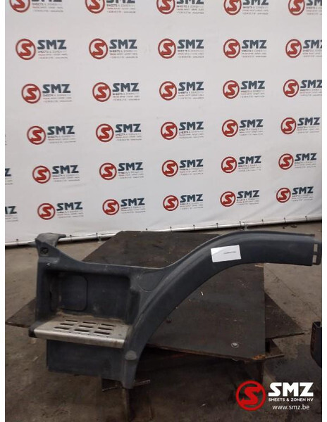 Volvo Occ opstapbak links Volvo - Кабина и интерьер для Грузовиков: фото 1 Volvo Occ opstapbak links Volvo - Кабина и интерьер для Грузовиков: фото 1