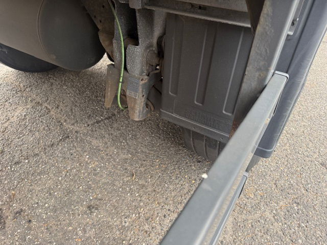 Schmitz Cargobull Vector 1550 liftas - Полуприцеп-рефрижератор: фото 5 Schmitz Cargobull Vector 1550 liftas - Полуприцеп-рефрижератор: фото 5