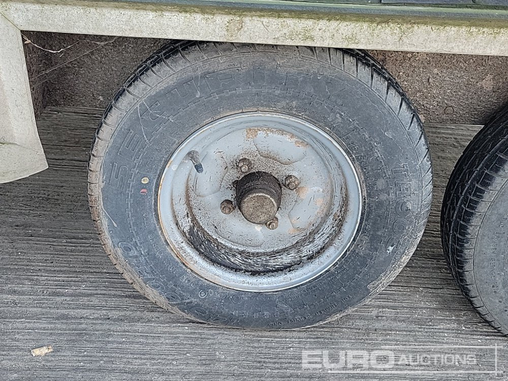 Прицеп для спецтехники 1 Ton Box Twin Axle Trailer, Side Door, Roller Door: фото 12 Прицеп для спецтехники 1 Ton Box Twin Axle Trailer, Side Door, Roller Door: фото 12