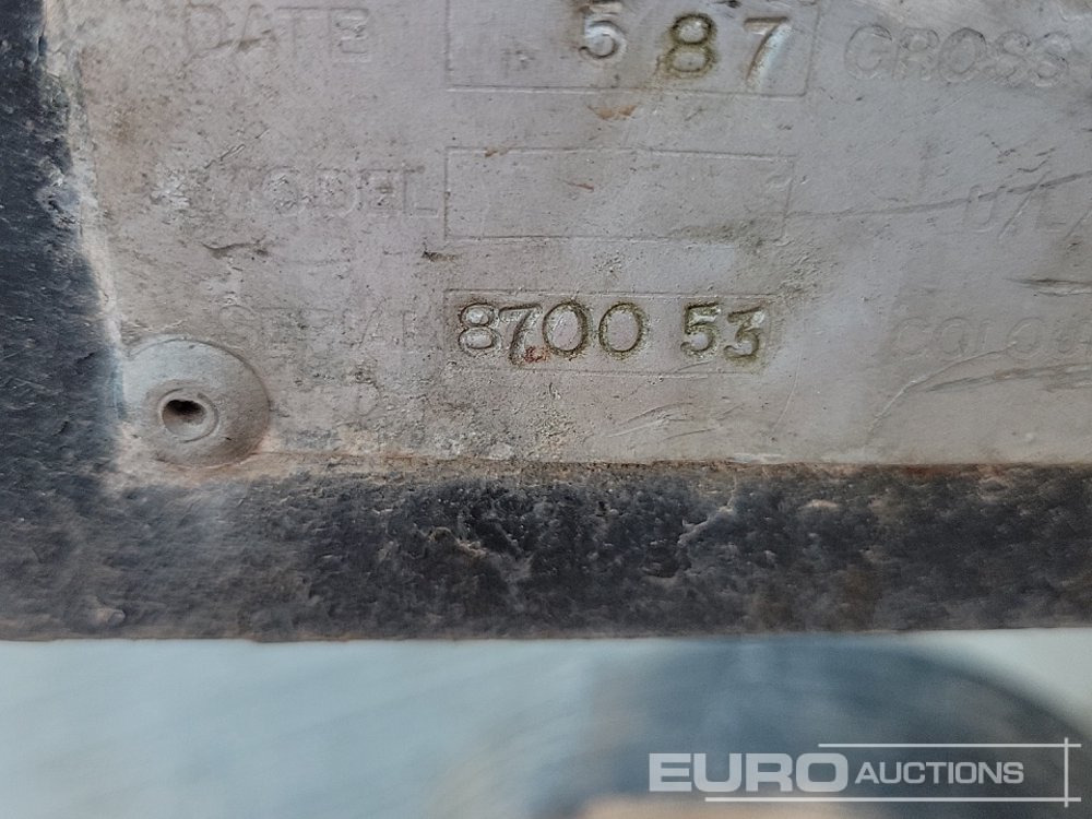 Прицеп для спецтехники 1 Ton Box Twin Axle Trailer, Side Door, Roller Door: фото 20 Прицеп для спецтехники 1 Ton Box Twin Axle Trailer, Side Door, Roller Door: фото 20