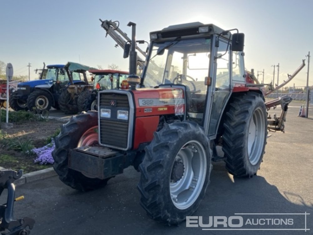 1996 Massey Ferguson 382 4WD, A/C - Трактор: фото 1 1996 Massey Ferguson 382 4WD, A/C - Трактор: фото 1