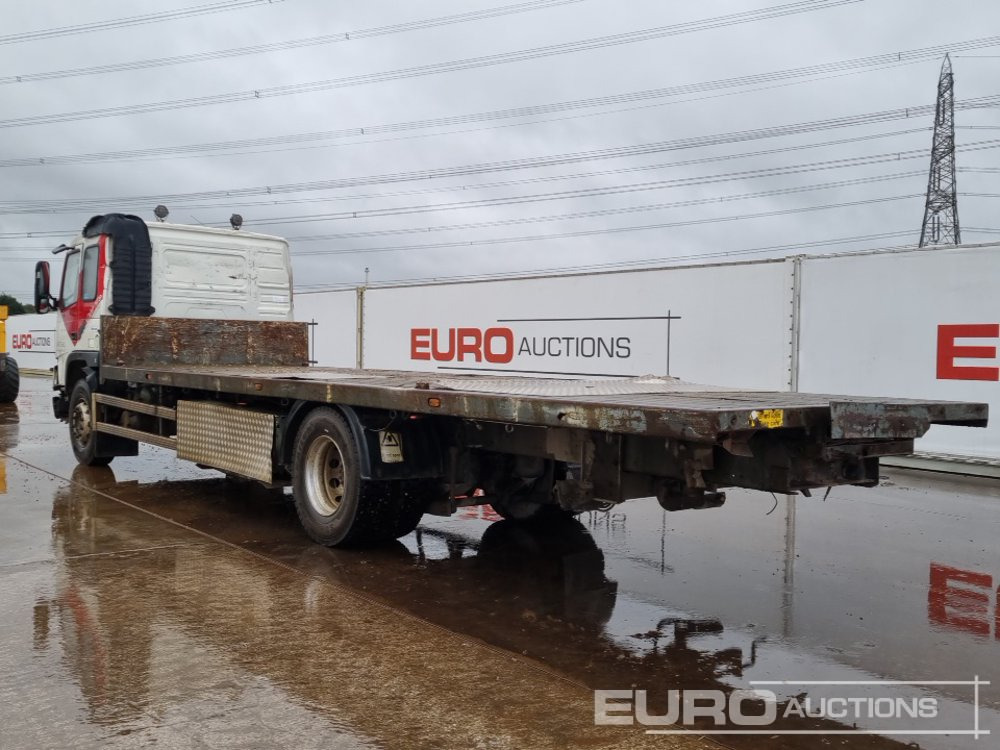 2001 Volvo FM12 - Грузовик бортовой/ Платформа: фото 3 2001 Volvo FM12 - Грузовик бортовой/ Платформа: фото 3