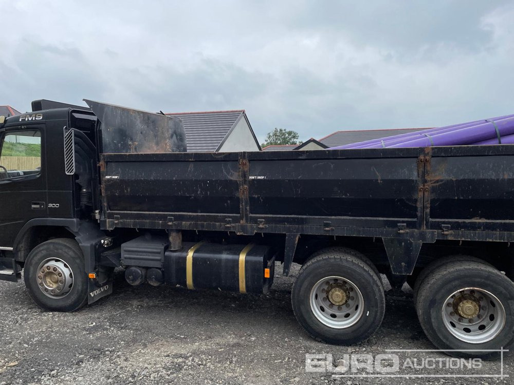 2003 Volvo FM9 320 - Самосвал: фото 1 2003 Volvo FM9 320 - Самосвал: фото 1