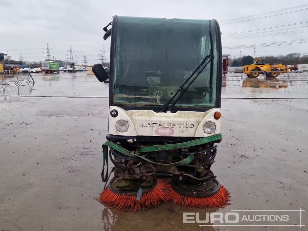 Подметально-уборочная машина 2005 Mathieu Yno Azura2: фото 8