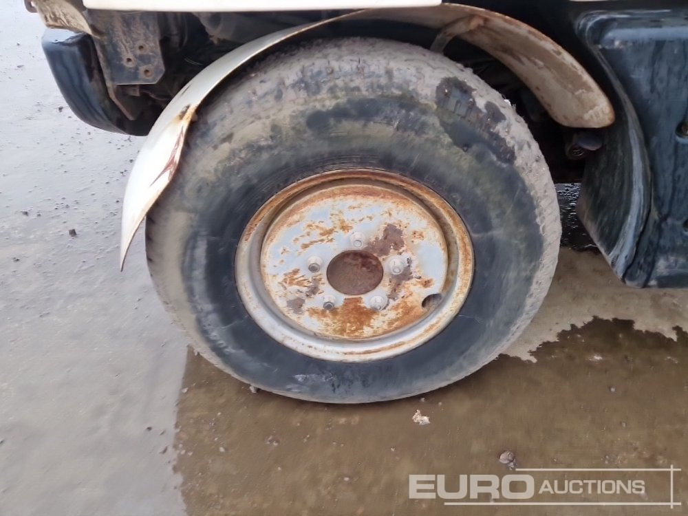 Подметально-уборочная машина 2005 Mathieu Yno Azura2: фото 11