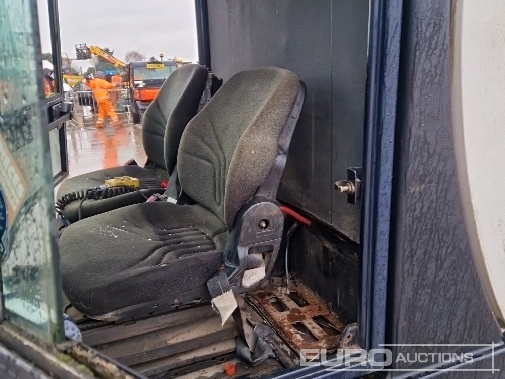 Подметально-уборочная машина 2005 Mathieu Yno Azura2: фото 27