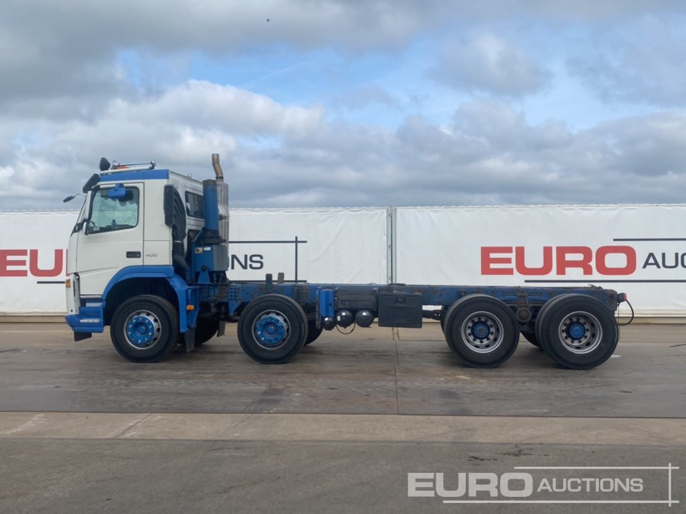 2006 Volvo 400 - Грузовик-шасси: фото 2 2006 Volvo 400 - Грузовик-шасси: фото 2