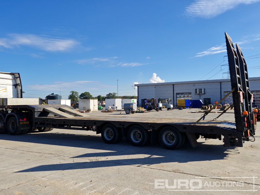 2009 King trailers Tri Axle Step Frame Low Loader Trailer, Ramps - Низкорамный прицеп: фото 3 2009 King trailers Tri Axle Step Frame Low Loader Trailer, Ramps - Низкорамный прицеп: фото 3