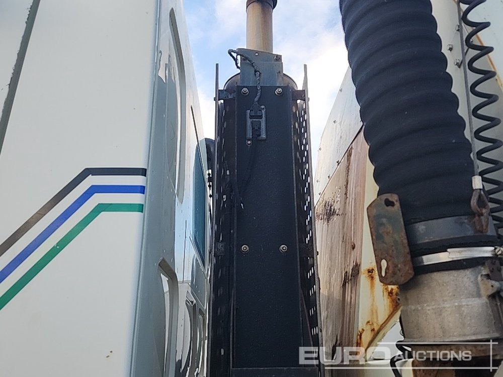 Подметально-уборочная машина 2010 DAF LF55-220: фото 24