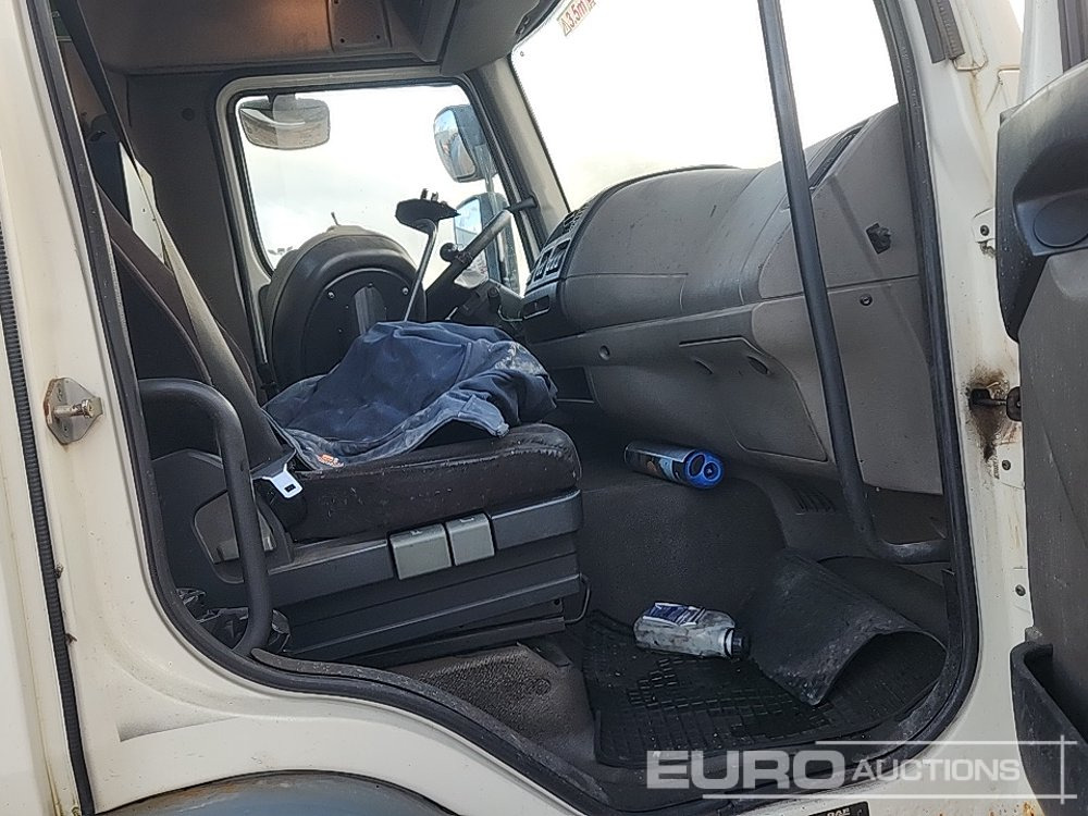 Подметально-уборочная машина 2010 DAF LF55-220: фото 42