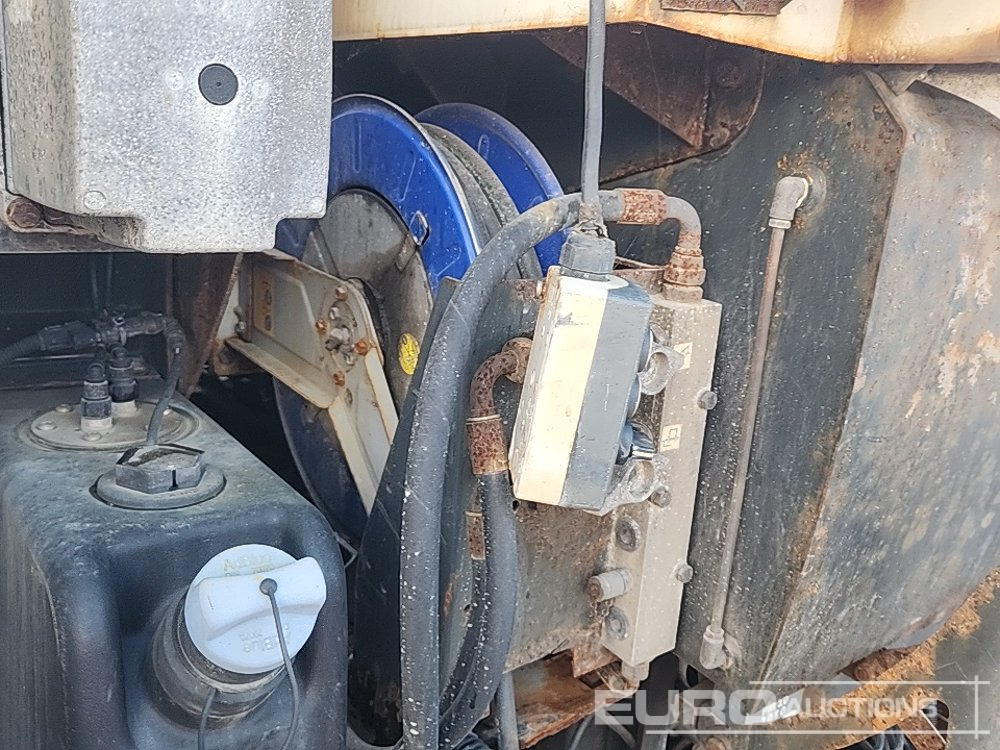 Подметально-уборочная машина 2010 DAF LF55-220: фото 21