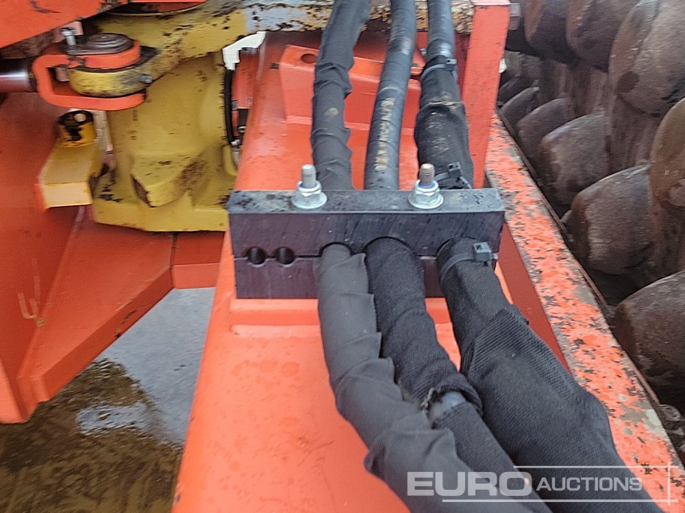 Каток 2011 CAT CP533E: фото 15