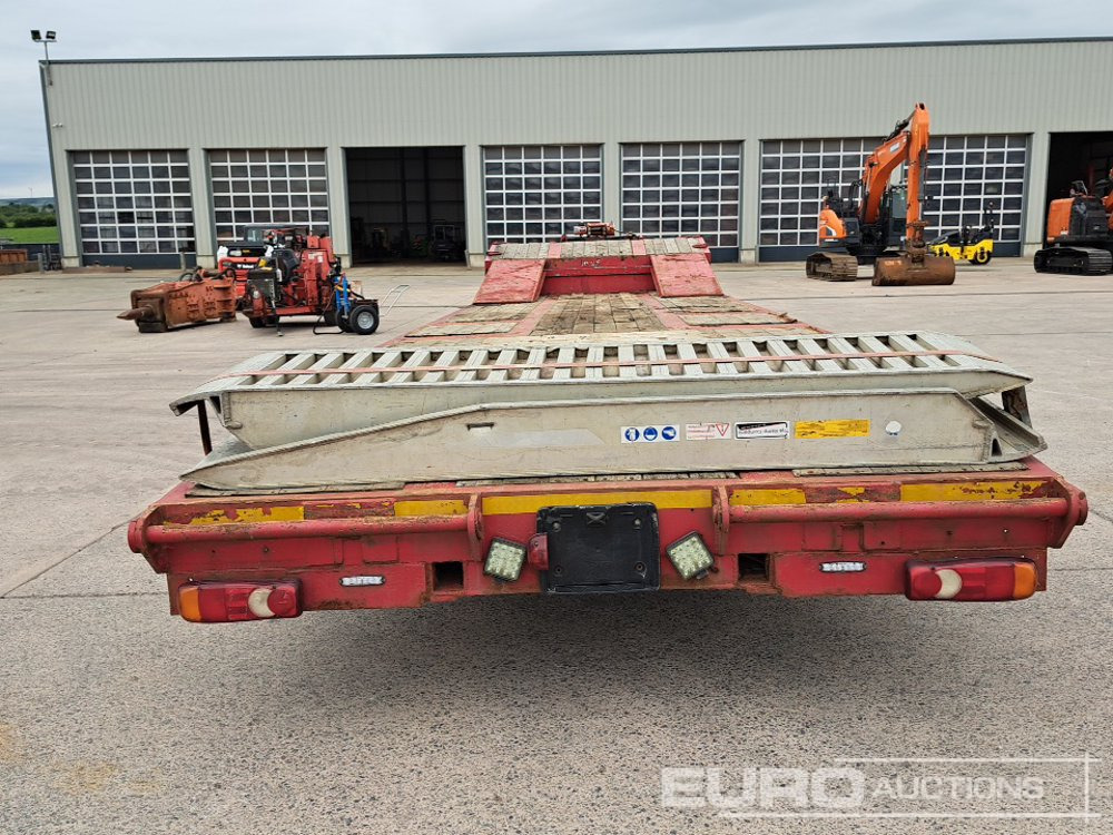 2011 Wraith Tri Axle Stepframe Low Loader Trailer, Winch, Ramps - Низкорамный полуприцеп: фото 4 2011 Wraith Tri Axle Stepframe Low Loader Trailer, Winch, Ramps - Низкорамный полуприцеп: фото 4