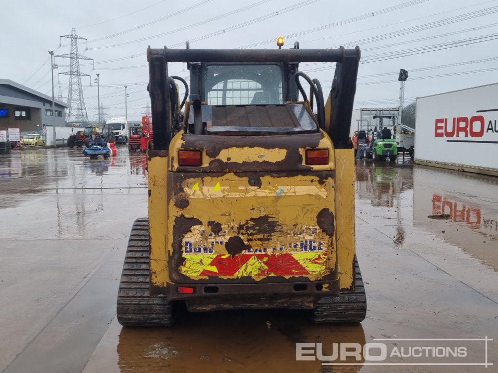 2012 CAT 257B3 - Мини-погрузчик с бортовым поворотом: фото 4 2012 CAT 257B3 - Мини-погрузчик с бортовым поворотом: фото 4