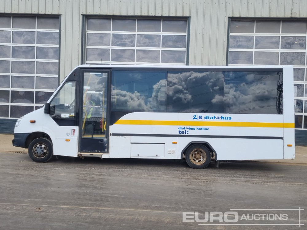 2012 Iveco 14 Seater Bus, Manual Gearbox - Микроавтобус, Пассажирский фургон: фото 2 2012 Iveco 14 Seater Bus, Manual Gearbox - Микроавтобус, Пассажирский фургон: фото 2