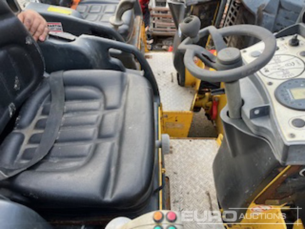 2014 Bomag BW80AD-5 - Каток: фото 3 2014 Bomag BW80AD-5 - Каток: фото 3