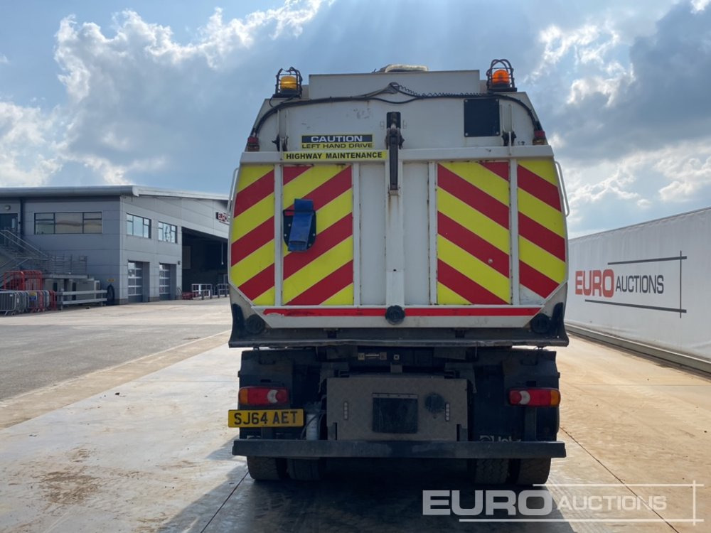 2014 DAF LF 220 - Подметально-уборочная машина: фото 4 2014 DAF LF 220 - Подметально-уборочная машина: фото 4