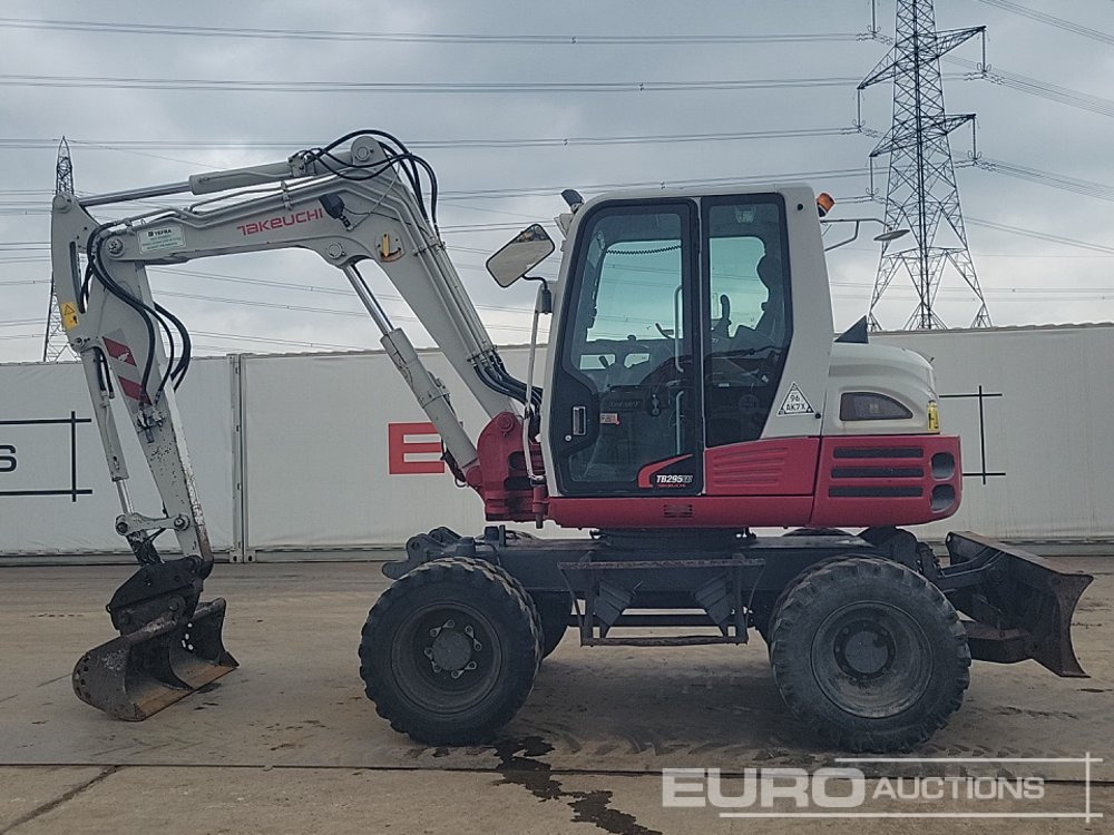 2014 Takeuchi TB295W - Колёсный экскаватор: фото 2 2014 Takeuchi TB295W - Колёсный экскаватор: фото 2