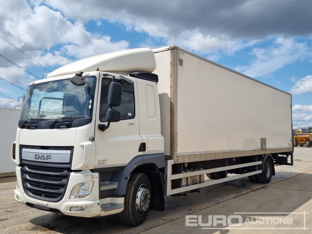 2015 DAF CF250 - Грузовик с закрытым кузовом: фото 1 2015 DAF CF250 - Грузовик с закрытым кузовом: фото 1