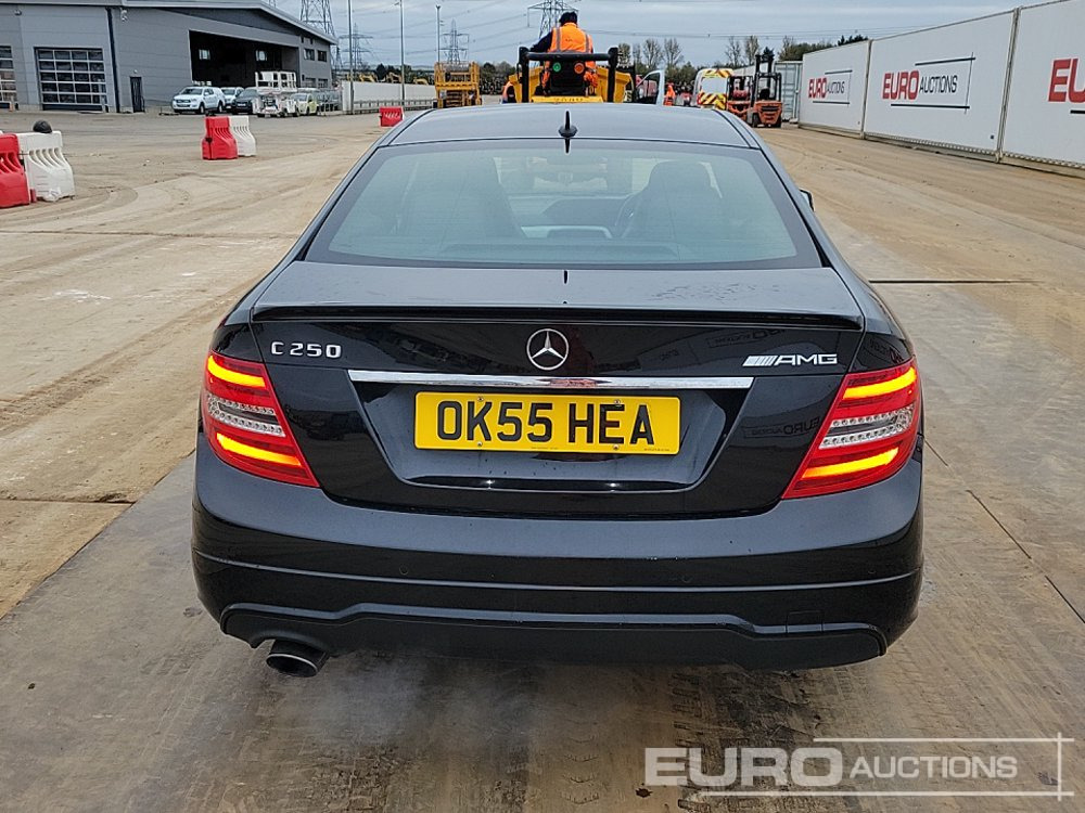 2015 Mercedes C250 AMG - Легковой автомобиль: фото 4 2015 Mercedes C250 AMG - Легковой автомобиль: фото 4