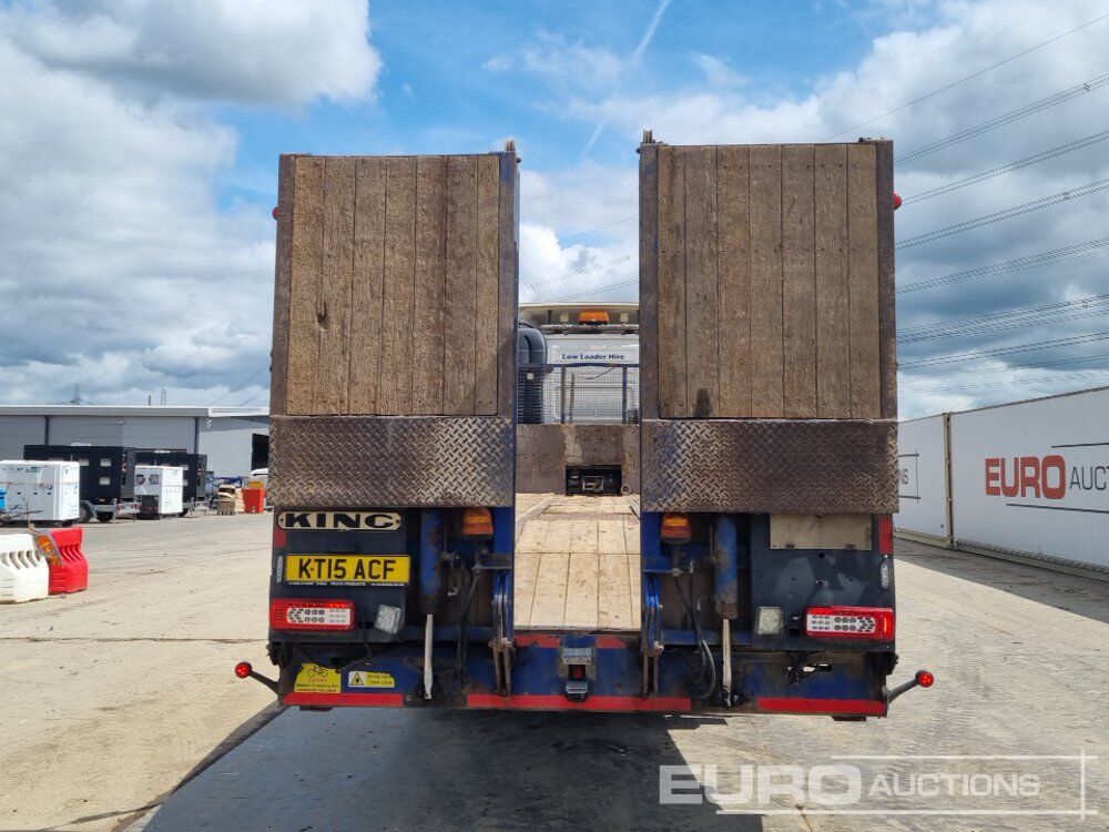 2015 Volvo FM 82F R - Грузовик бортовой/ Платформа: фото 4 2015 Volvo FM 82F R - Грузовик бортовой/ Платформа: фото 4
